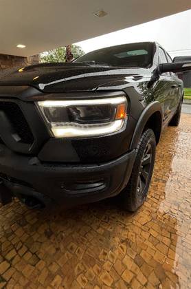 RAM 1500 5.7 V8 GASOLINA REBEL CD 4X4 AUTOMÁTICO RAM 1500 5.7 V8 GASOLINA REBEL CD 4X4 AUTOMÁTICO